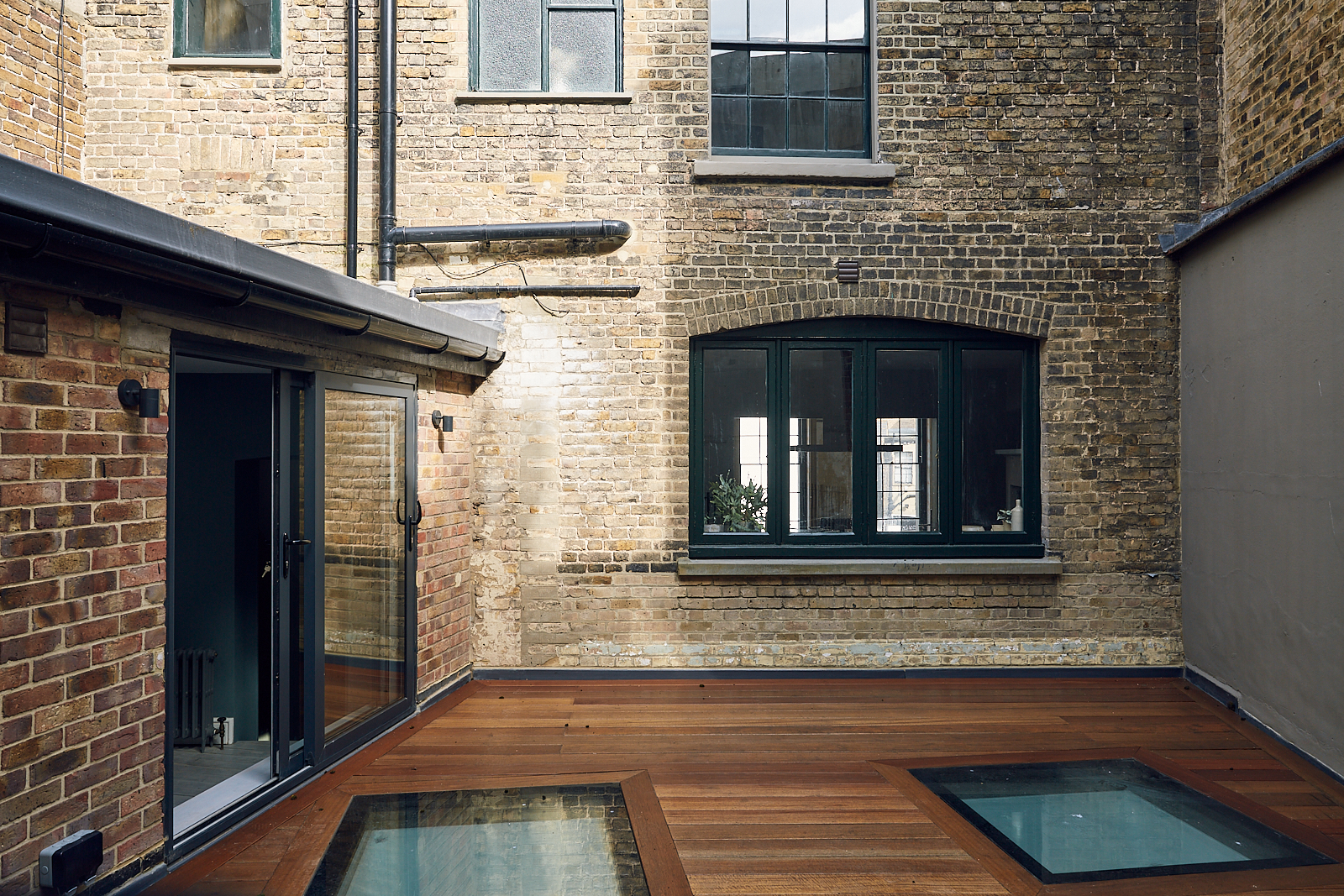 Hawley Square - Image 2