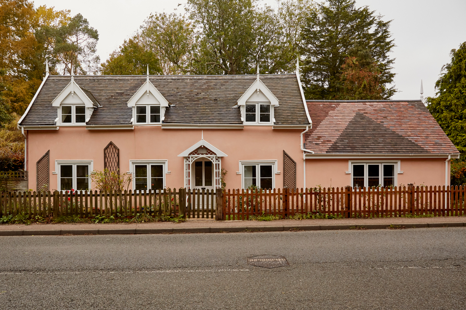 The Dormer Cottage - Image 2