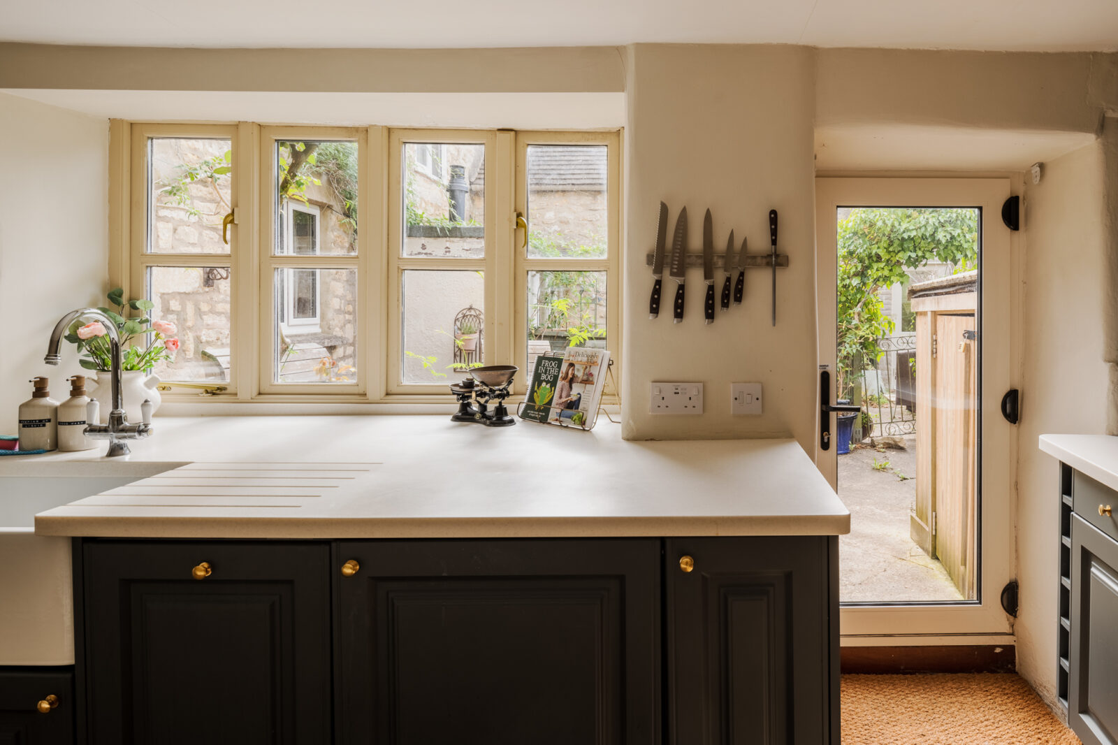 Woodbine Terrace - Image 2