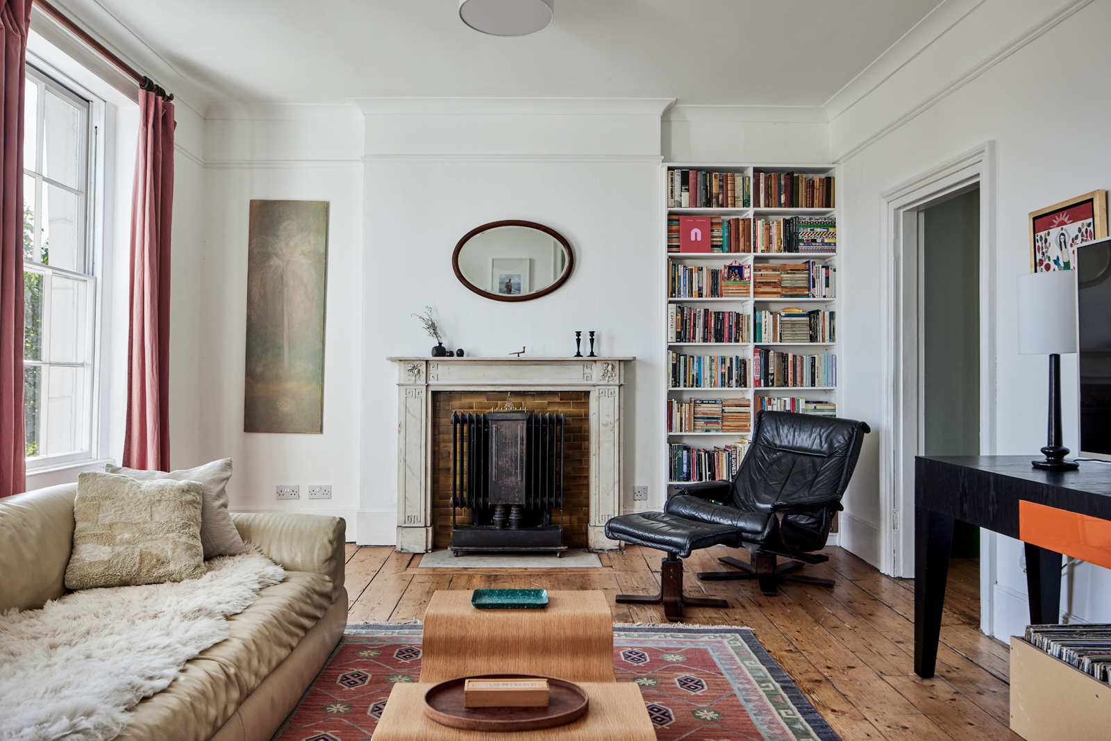 Compton Terrace - Image 3