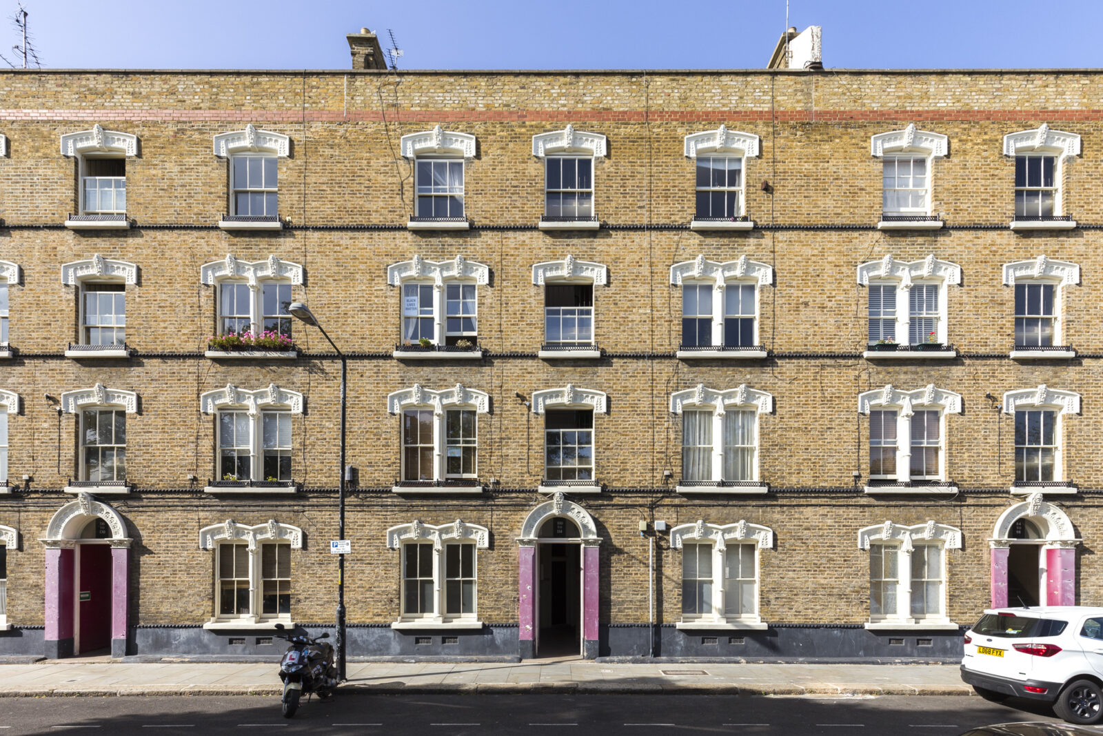 Pullens Buildings II - Image 2