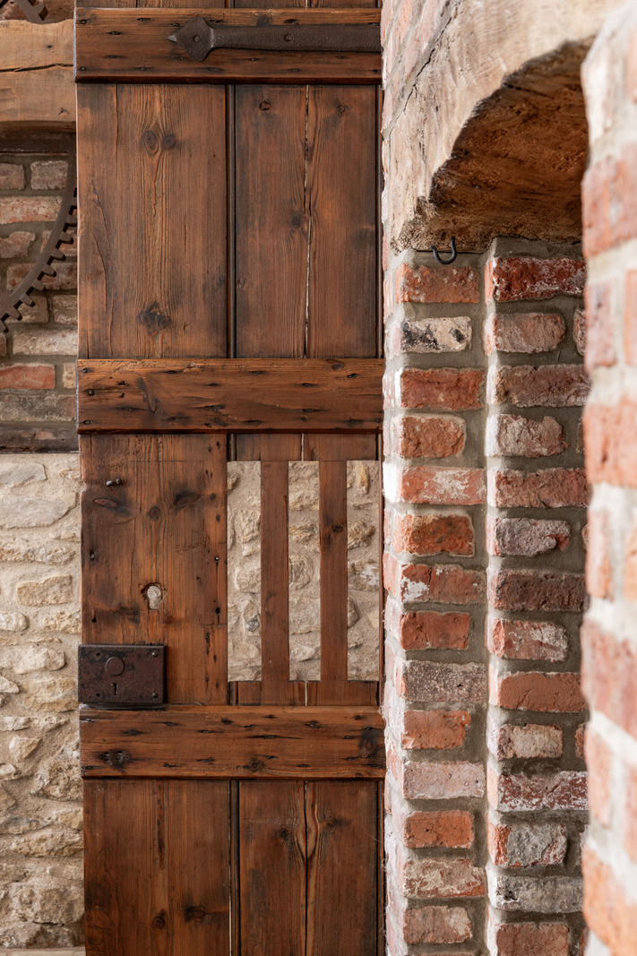 Ginmill Barn - Image 4