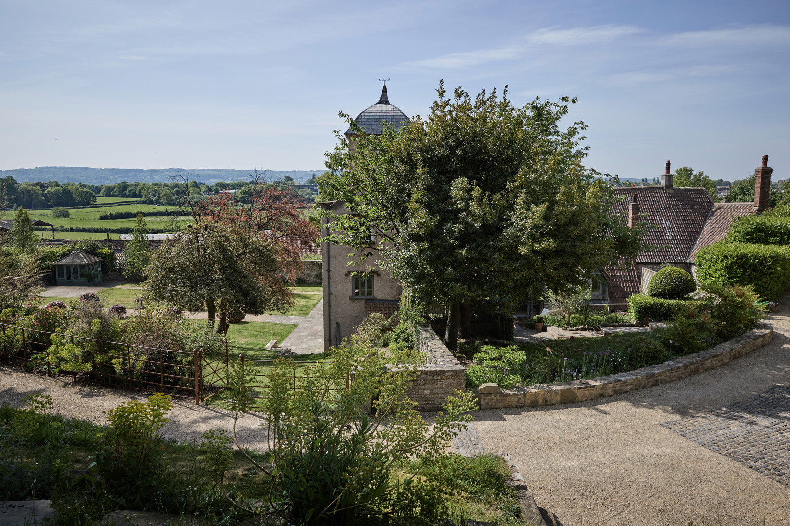 Birdcombe Court - Image 2