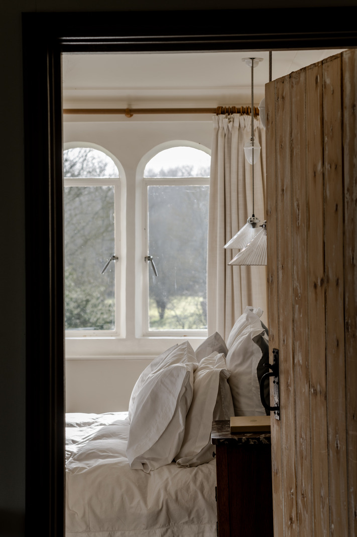 Appleyard - Image 4