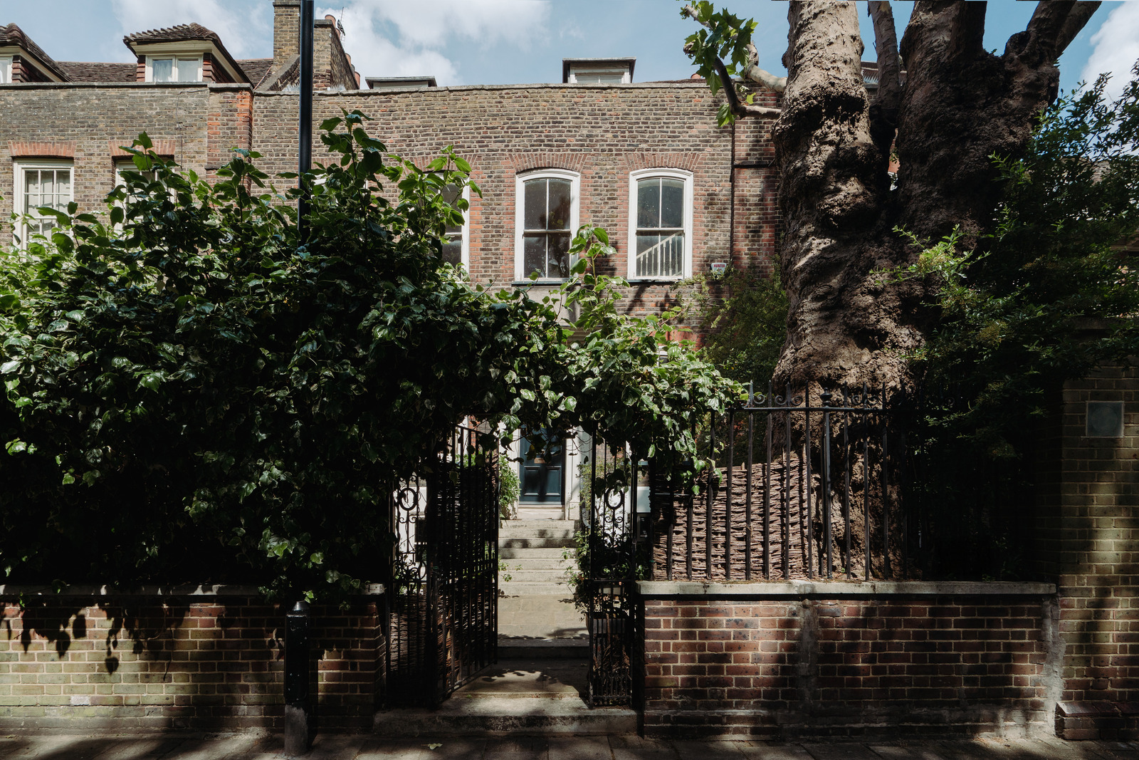 Stepney Green - Image 2