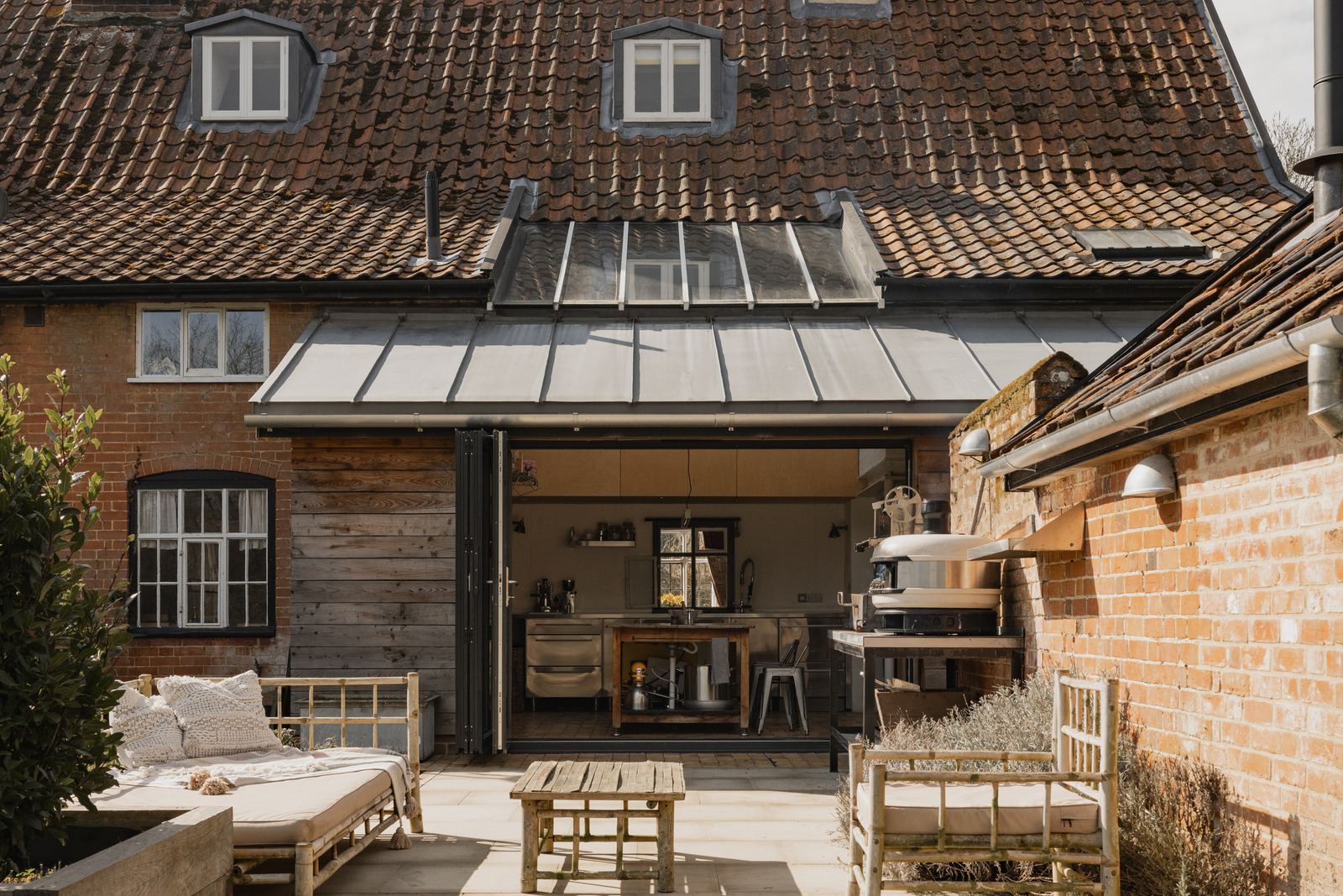 Church Terrace - Image 3