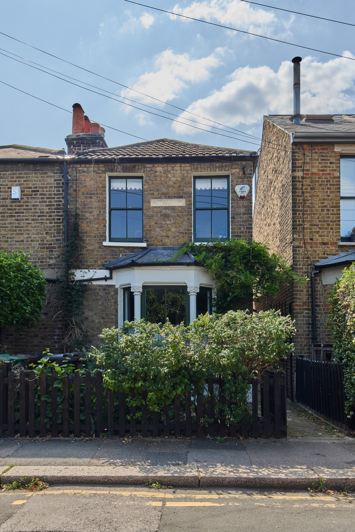 Aubrey Cottage - Image 4
