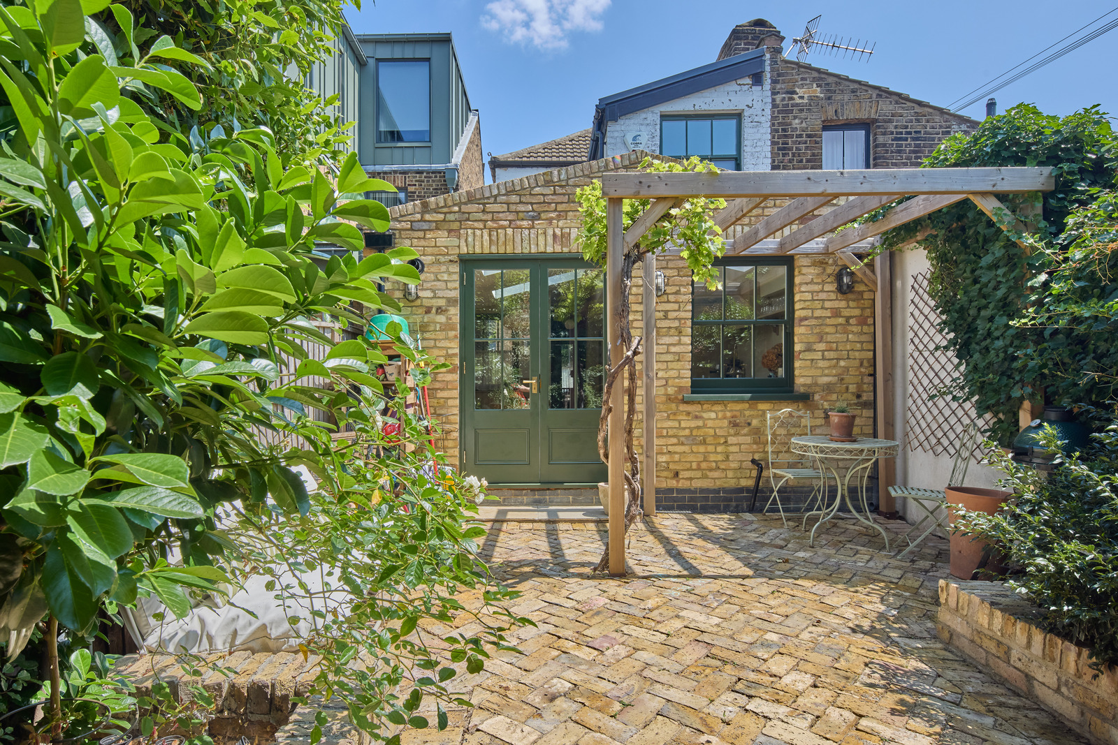 Aubrey Cottage - Image 2