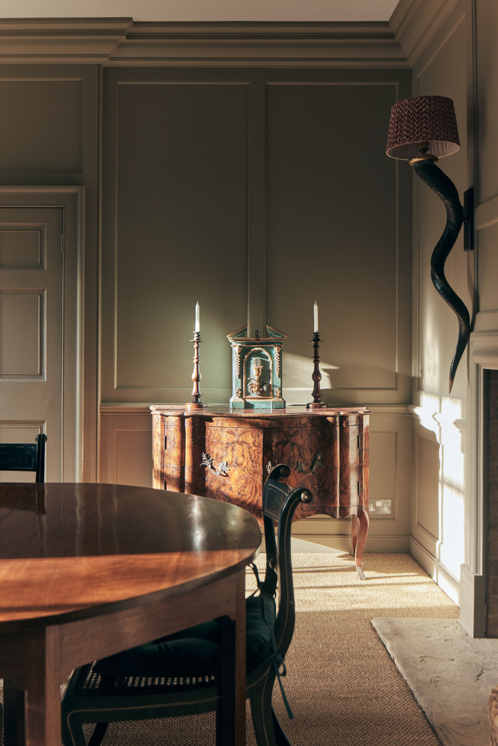 Newton House - Image 4