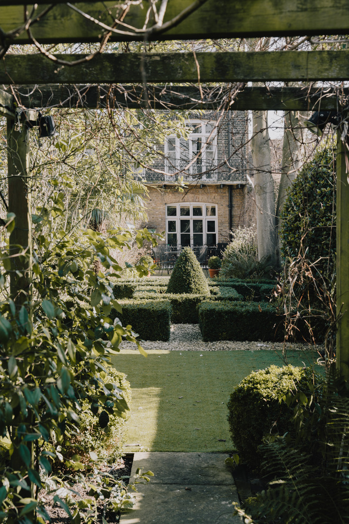 Wellesley House - Image 4